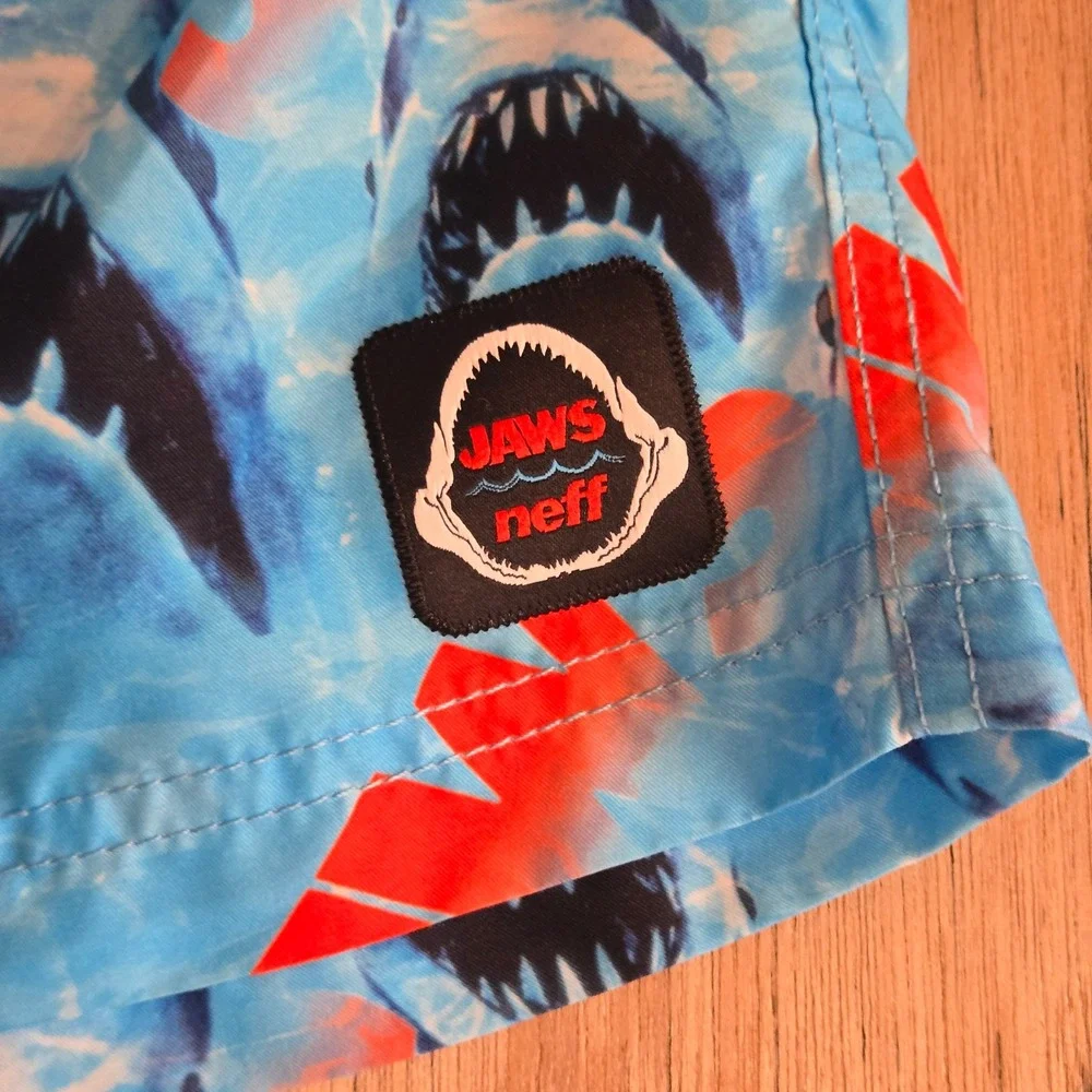 Neff Jaws Hot Tub Shorts Men Small S Ocean Shark Movie Swim Trunks Graphic Board